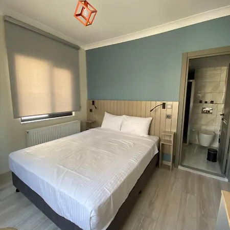 Vera Suites *