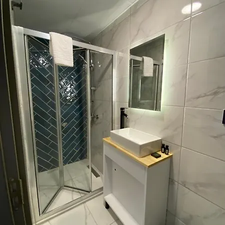 Vera Suites